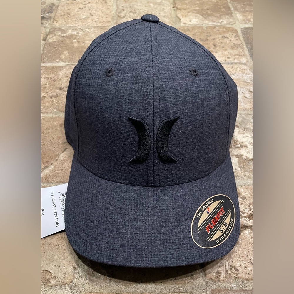 NWT Hurley Phantom Resist Hat (FlexFit S/M) - Black (HIHM0059)